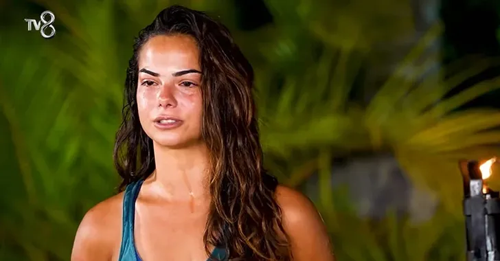 Survivor Beyza ağlaya ağlaya yardım istedi: Kendimi yok etmek üzereyim